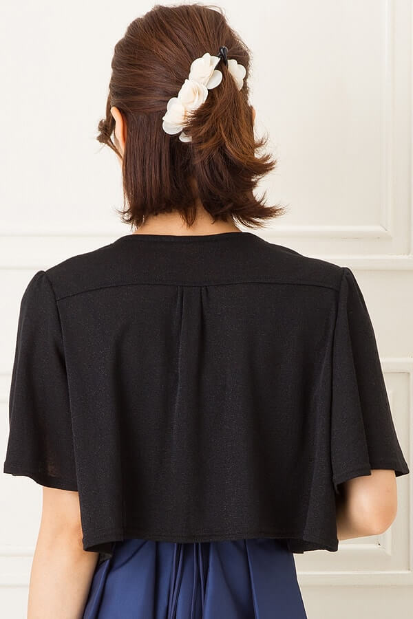 肩に刺繍付き黒ラメニットボレロの商品画像3