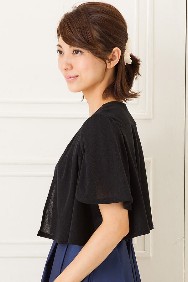 肩に刺繍付き黒ラメニットボレロの商品画像7