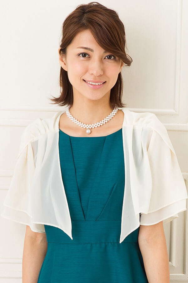 背中レースのベージュシフォンボレロの商品画像5