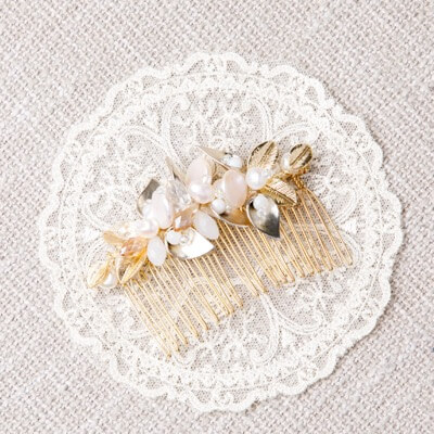 ゴールドのメタルリーフ×パールコーム | J-0036