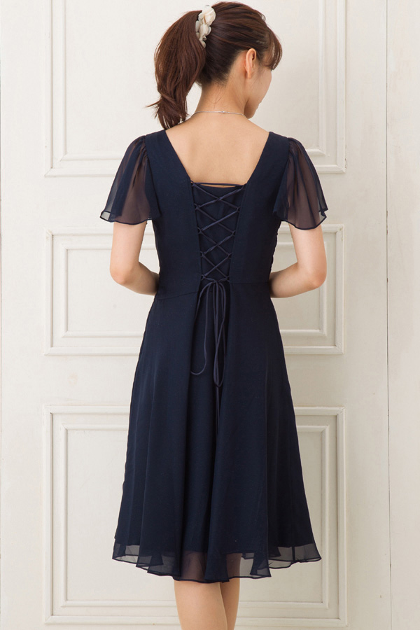 ネイビーの袖ありフレアスリーブドレスの商品画像3