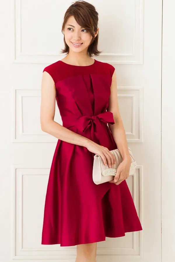 首元シースルーワインレッドシャンタンワンピース Ashill S M 結婚式パーティーのレンタルドレスはリリアージュ