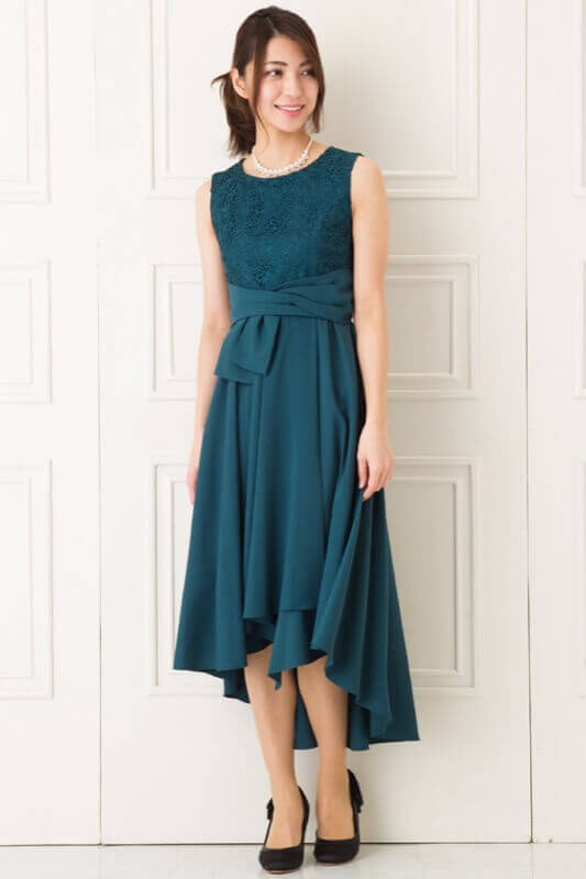 ウエストリボンモチーフのグリーンミディアムドレスのサムネイル画像