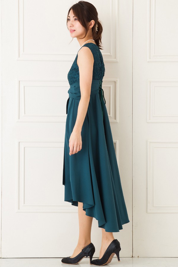 ウエストリボンモチーフのグリーンミディアムドレスの商品画像3