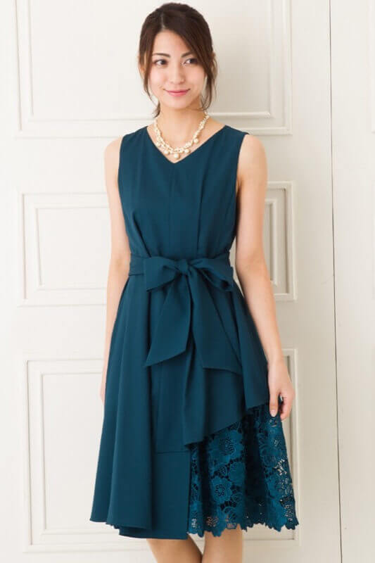 カギ編みスカートダークグリーンミニドレスのサムネイル画像