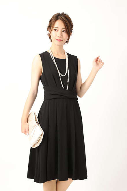 黒のウエストリボンドレスの商品画像2