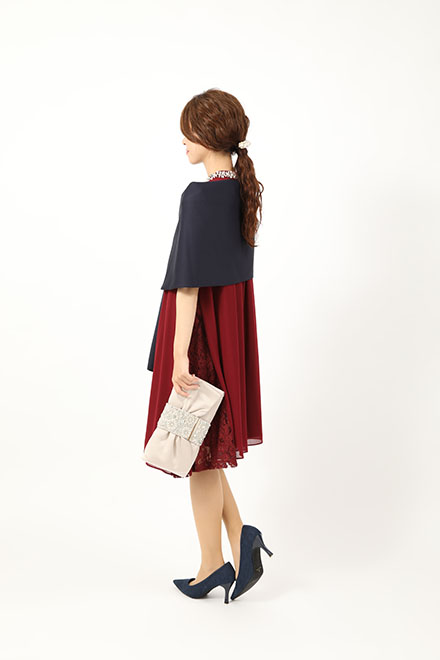 ワインレッドのビジューネックドレスの商品画像7