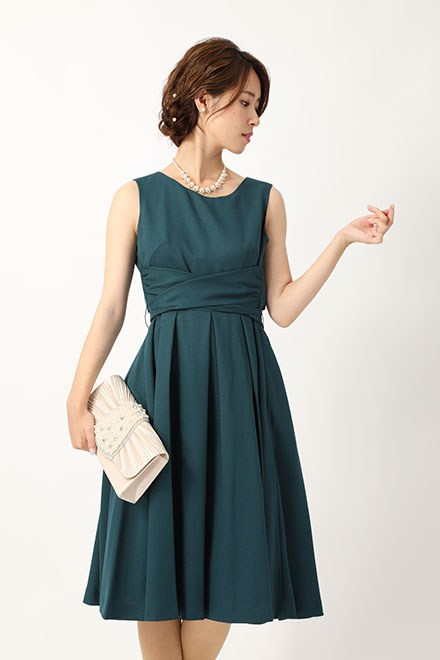 グリーンのウエストリボンクロスドレスの商品画像2