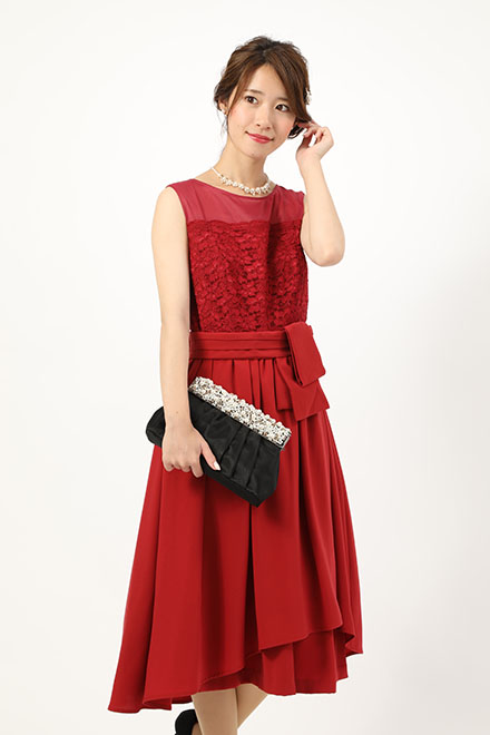 赤のパニエ付きＡラインドレスの商品画像2