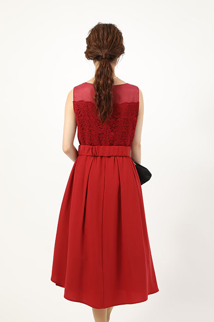 赤のパニエ付きＡラインドレスの商品画像4