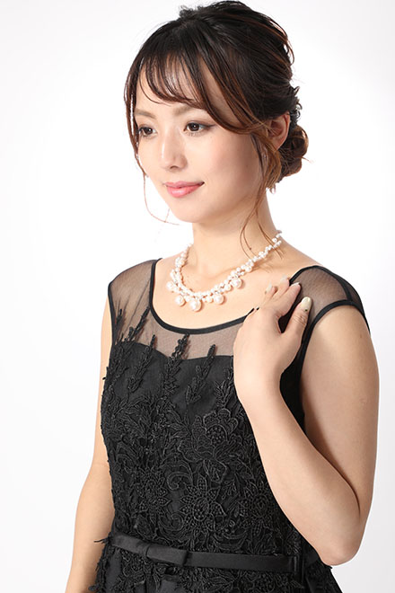 黒の刺繍ミニドレスの商品画像8