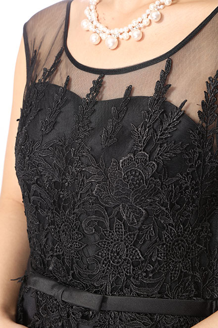 黒の刺繍ミニドレスの商品画像9