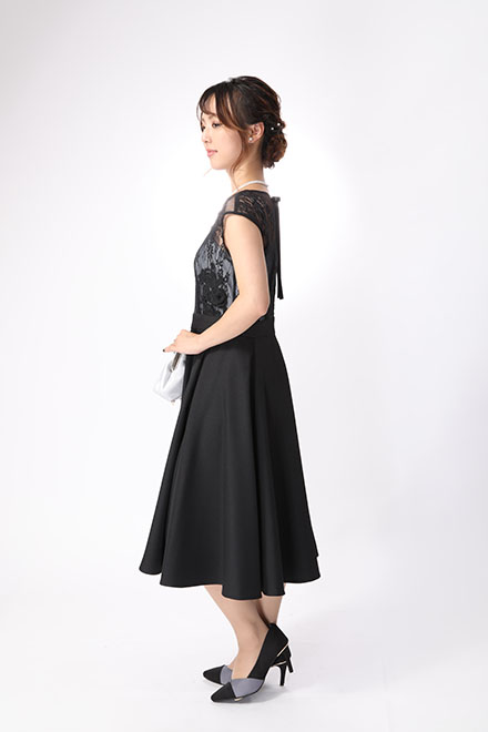 黒とグレーのシースルーレースドレスの商品画像3
