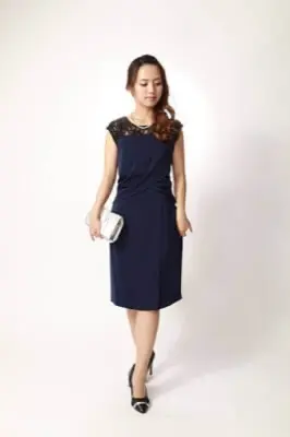ワインレッドのデコルテレースタイトドレス | ASHILL | S～M | 結婚式 