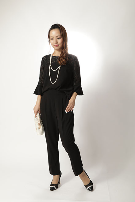 黒のフレアスリーブセットアップパンツドレスの商品画像1