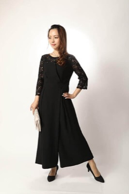 黒の袖付きオールインワンドレスドレスのサムネイル画像