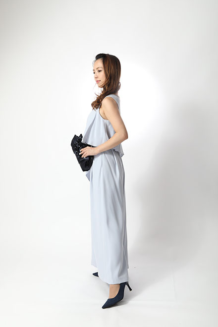 サックスブルーのアシンメトリートップス付パンツドレスの商品画像3