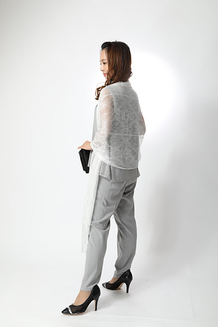 グレーのサイドレーストップス付きパンツドレスの商品画像7