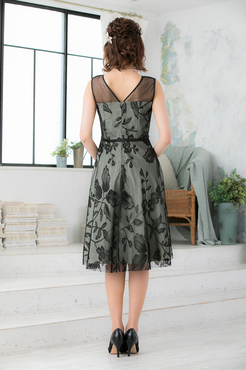 黒×ミントグリーンのフラワードットチュールドレスの商品画像4