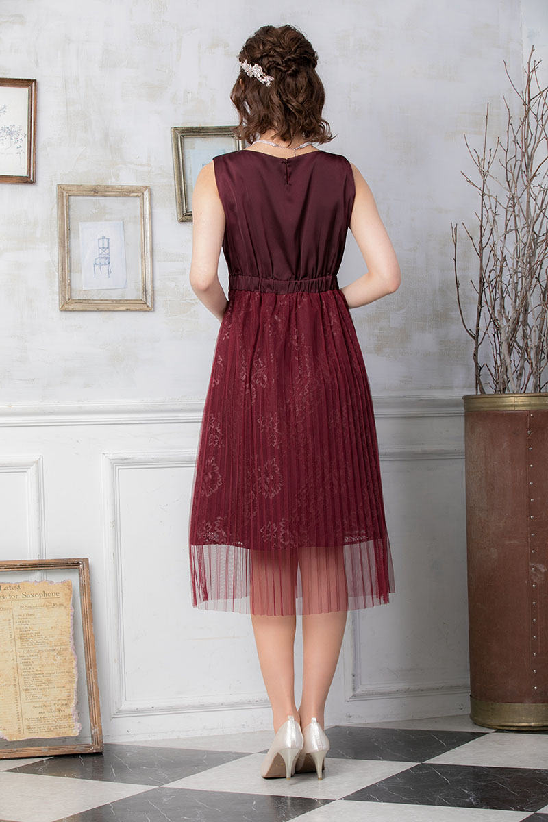 ワインレッドのチュールプリーツドレスの商品画像4