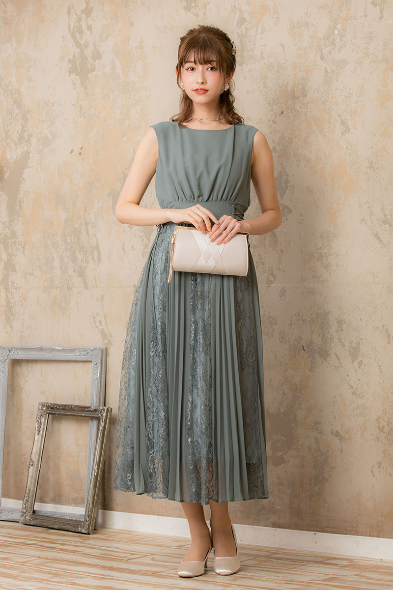 ミントグリーンのサイド編み上げレース×プリーツドレスの商品画像1