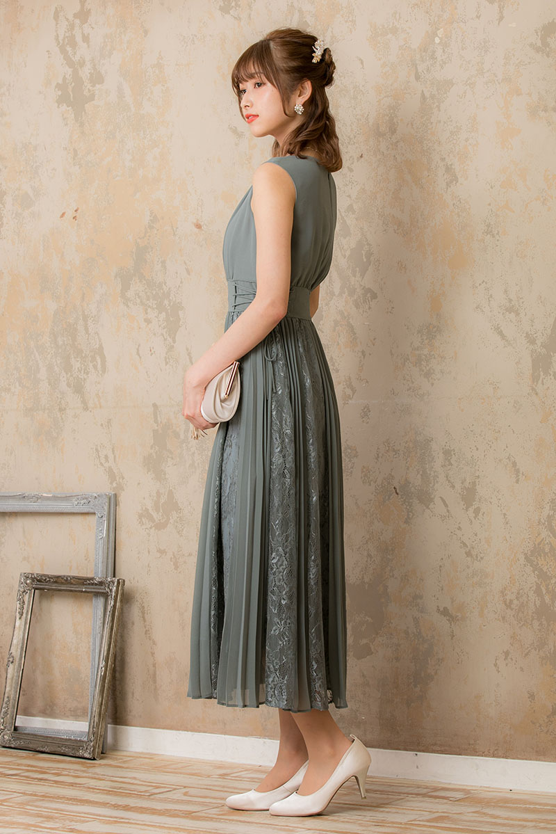 ミントグリーンのサイド編み上げレース×プリーツドレスの商品画像3