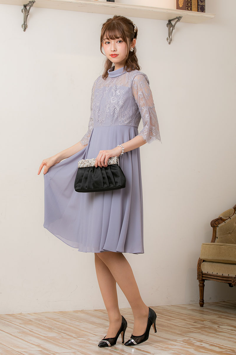ブルーグレーのロールカラーフレアスリーブドレスの商品画像6