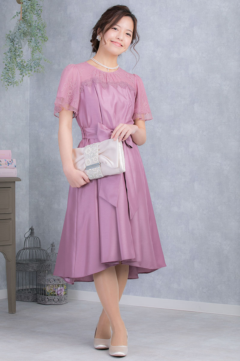 ピンクのレース×シャンタン袖つきドレスの商品画像1