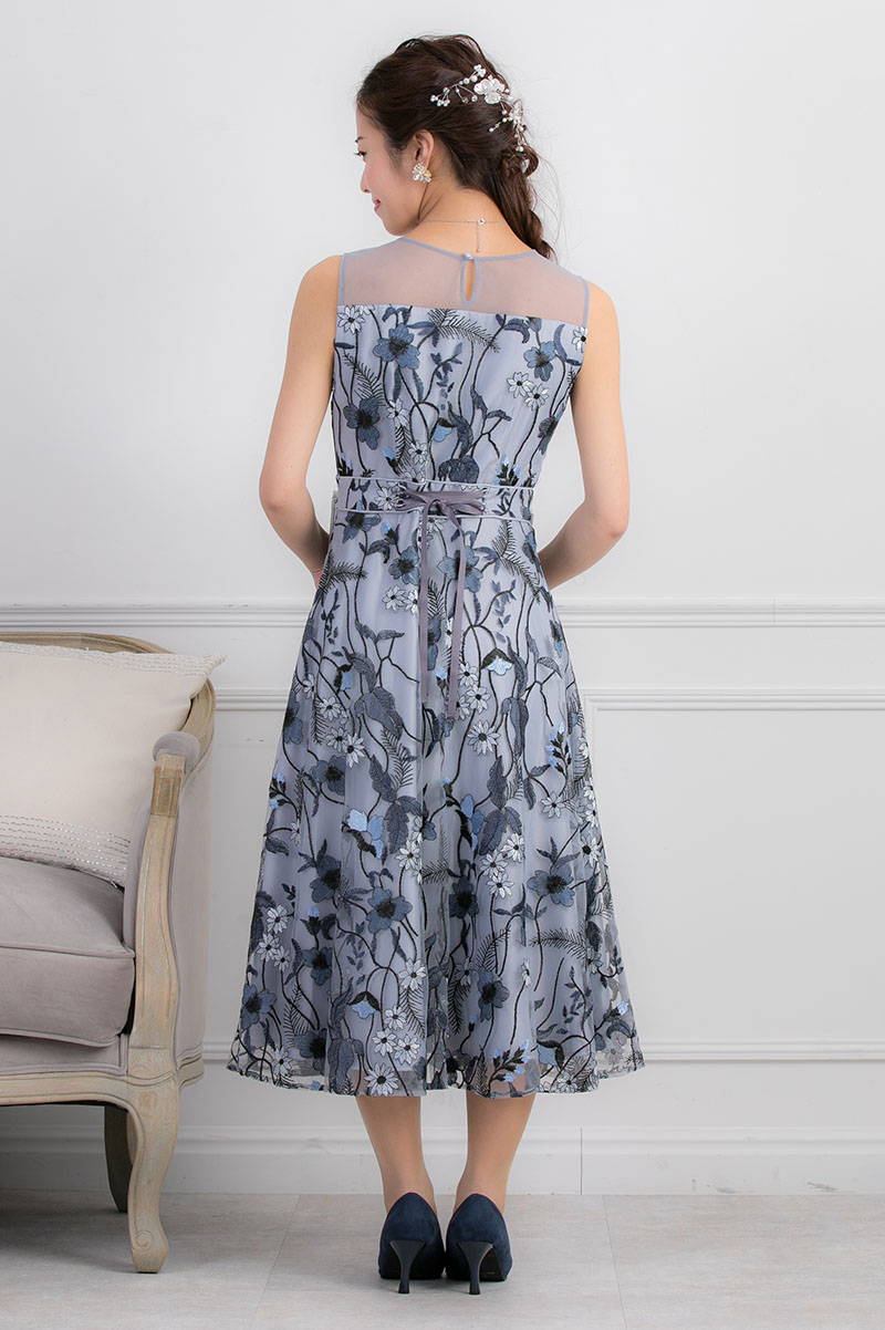 ブルーのフラワー刺繍レースドレスの商品画像4