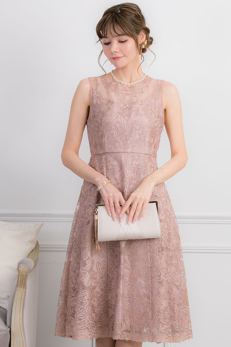 ピンクベージュのラメ刺繍レースドレスの商品画像2