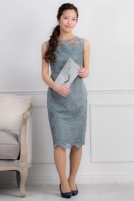 ミントグリーンのチュール刺繍タイトドレスのサムネイル画像