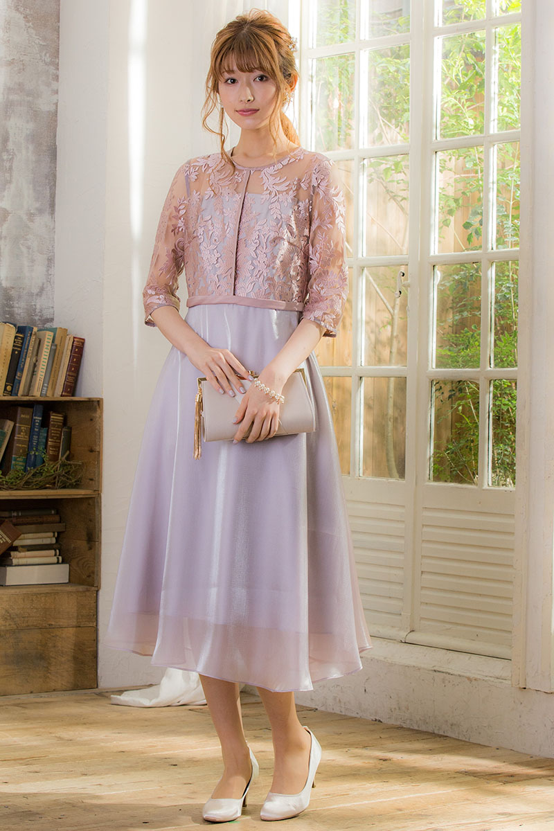 スモーキーピンクのシャイニーオーガンジードレスの商品画像1