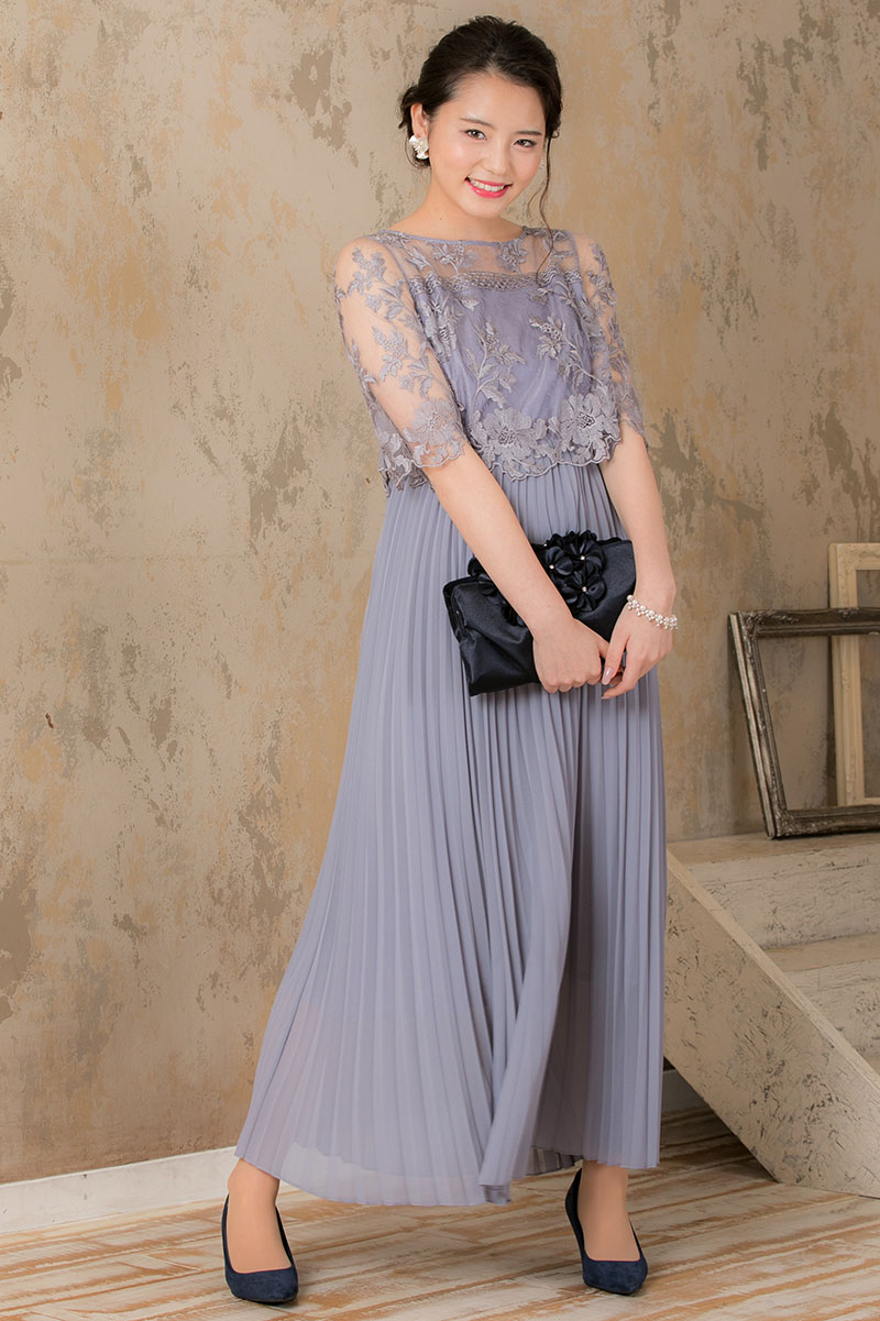 ブルーグレーの袖付きフラワーレースロングプリーツドレスの商品画像1
