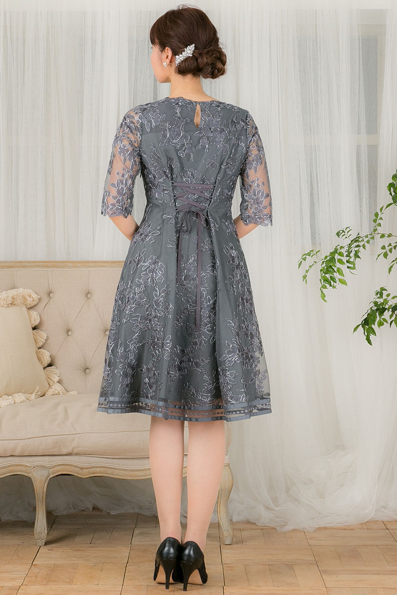アーミーカーキのラメ入りフラワーレースドレスの商品画像4