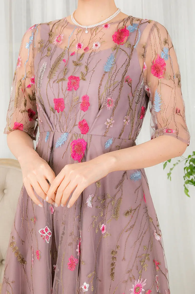 ピンクのフラワーカラー刺繍ドレス | Dorrydoll | M | 結婚式 