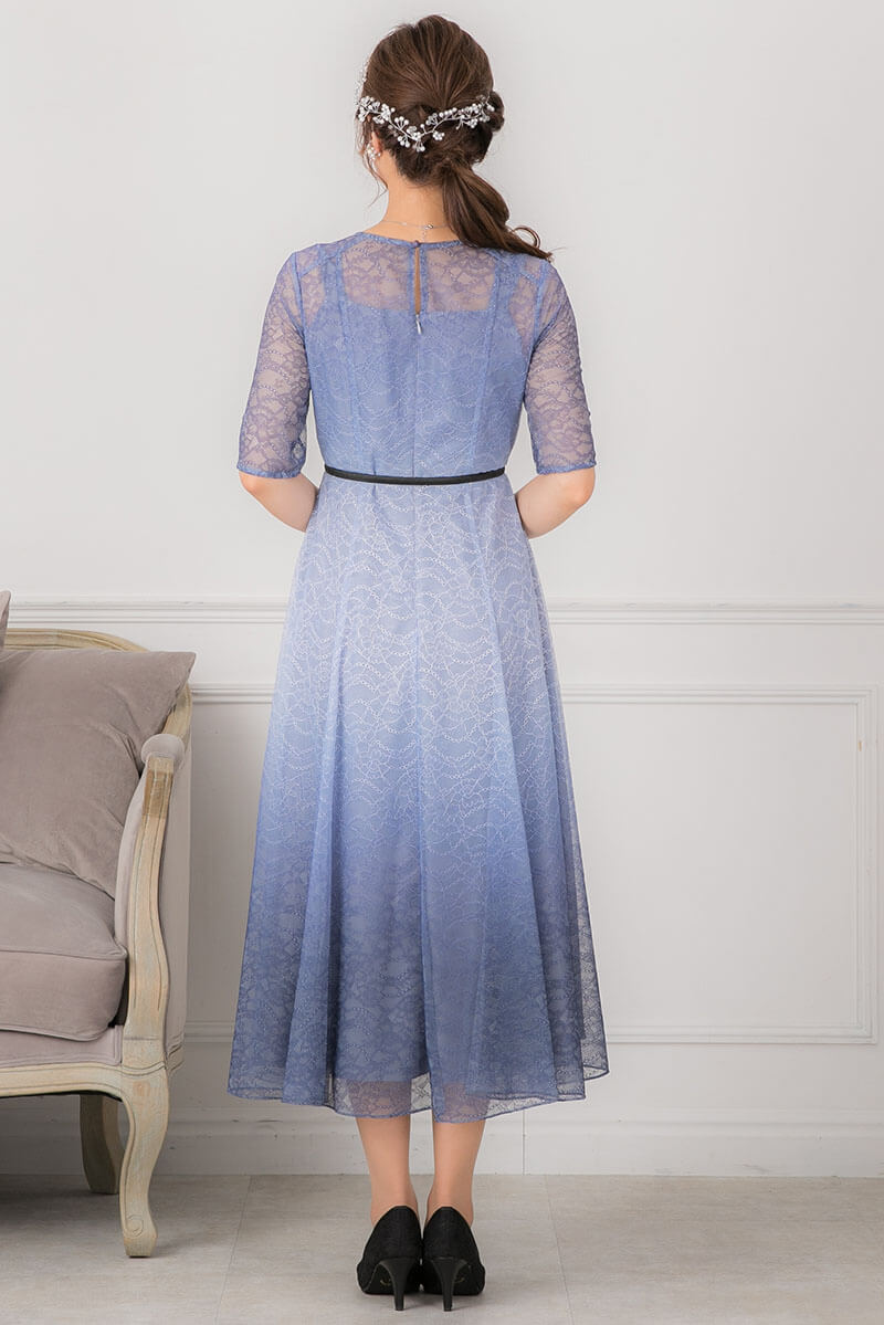 ブルーのグラデーションレースドレスの商品画像4