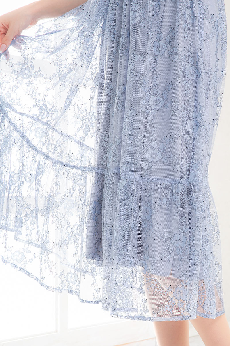 ブルーのパワショルティアードドレスの商品画像6