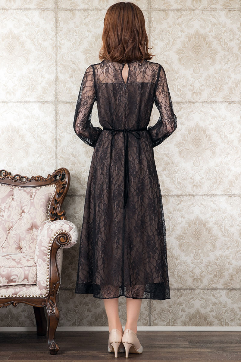 ブラックの袖つきシアーレースドレスの商品画像4