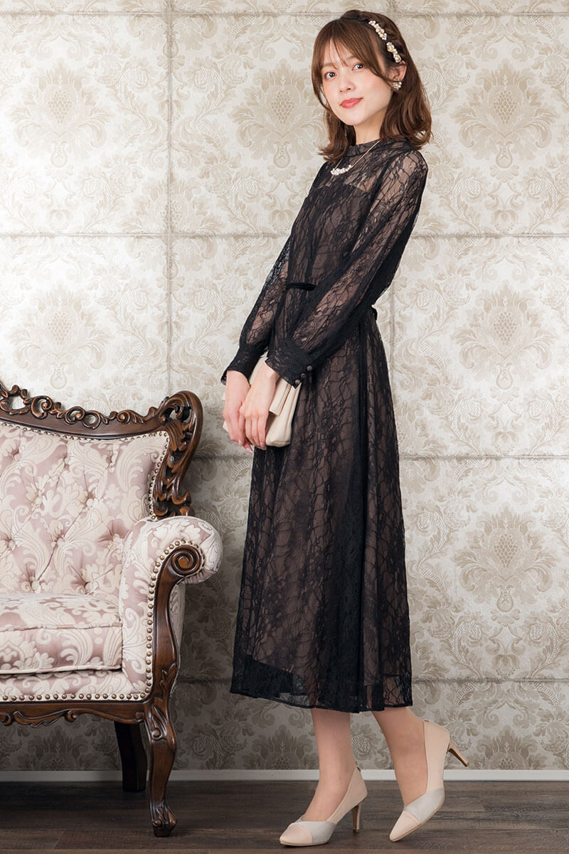 ブラックの袖つきシアーレースドレスの商品画像6