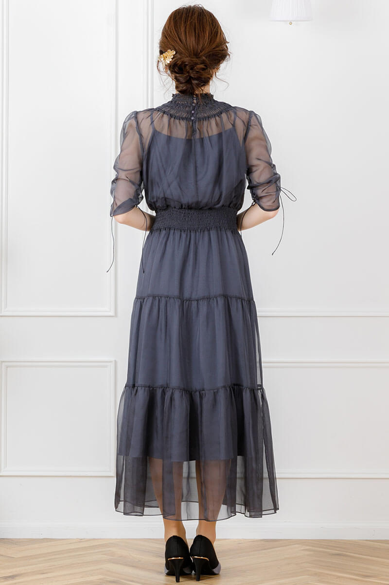 アーミーカーキのハイネックティアードドレスの商品画像4