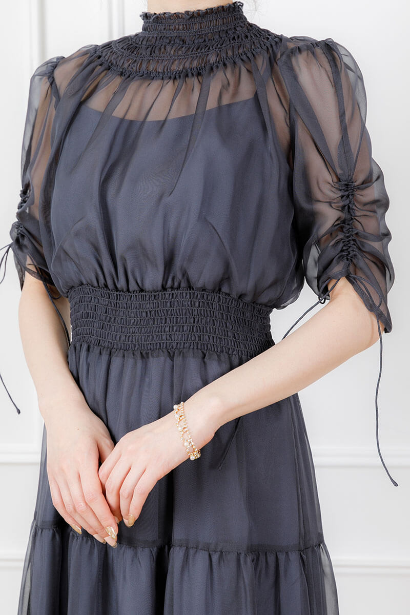 アーミーカーキのハイネックティアードドレスの商品画像5