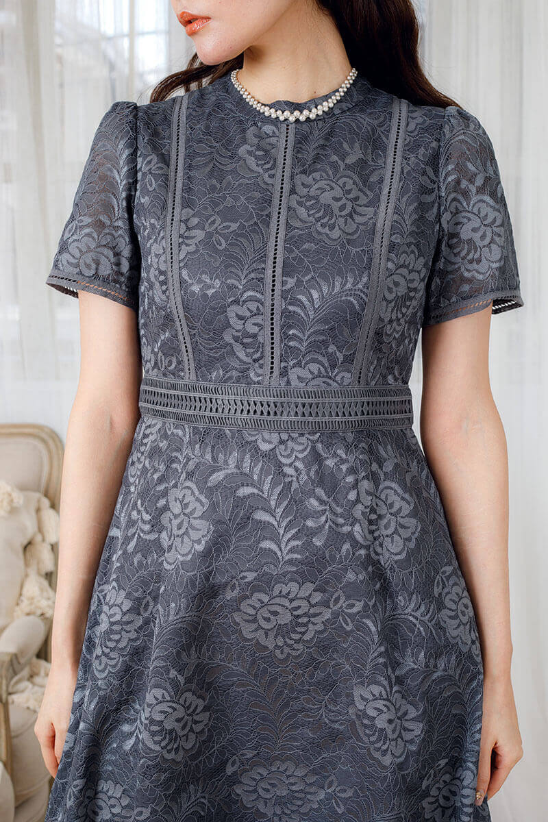 アーミーカーキの袖つきはしごレースドレスの商品画像5