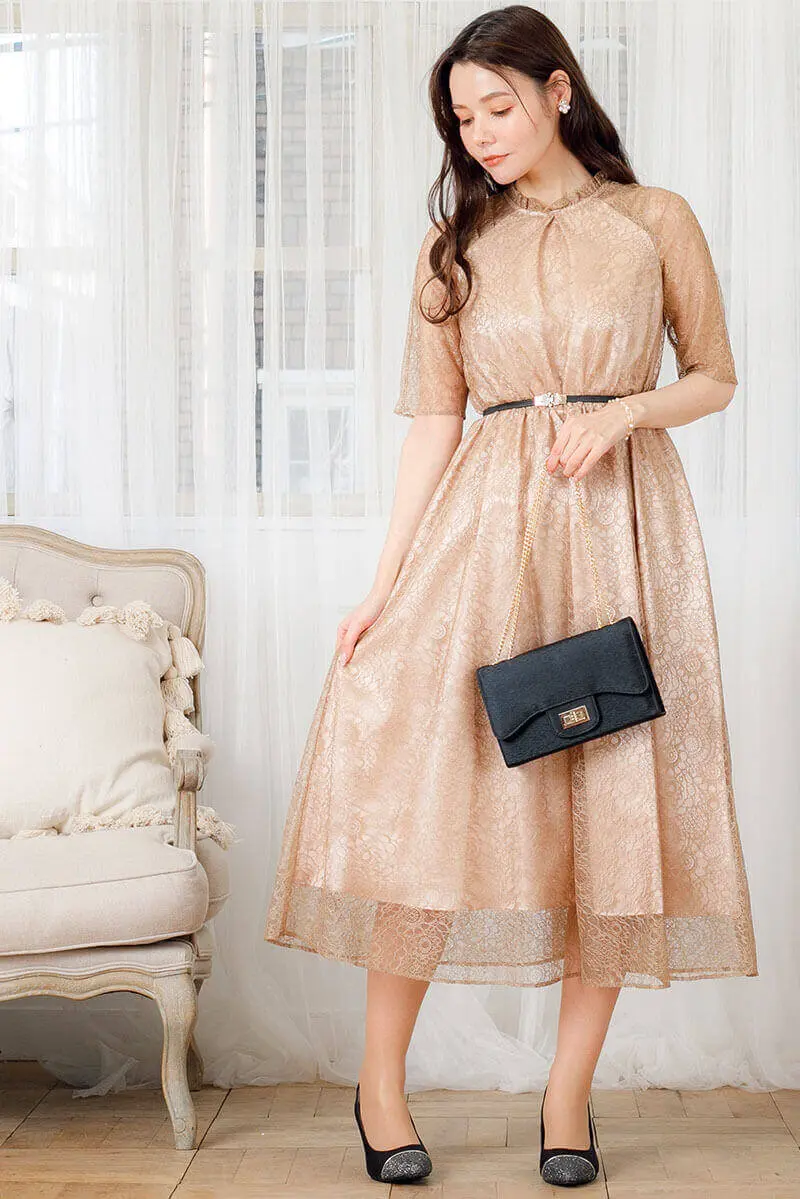 ゴールドのレンタルドレス｜結婚式パーティーのレンタルドレスは  