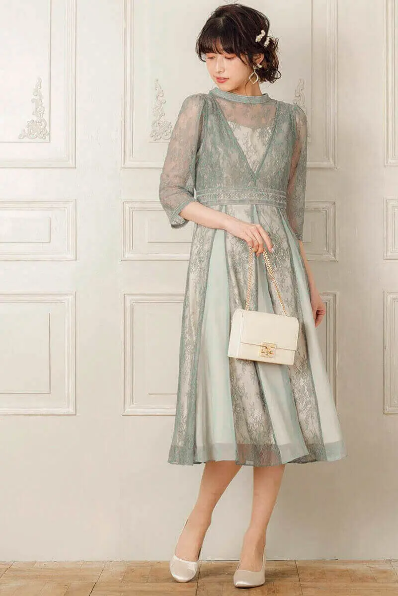 ライトカーキのレイヤードレースドレス Dorry Doll M 結婚式パーティーのレンタルドレスはリリアージュ