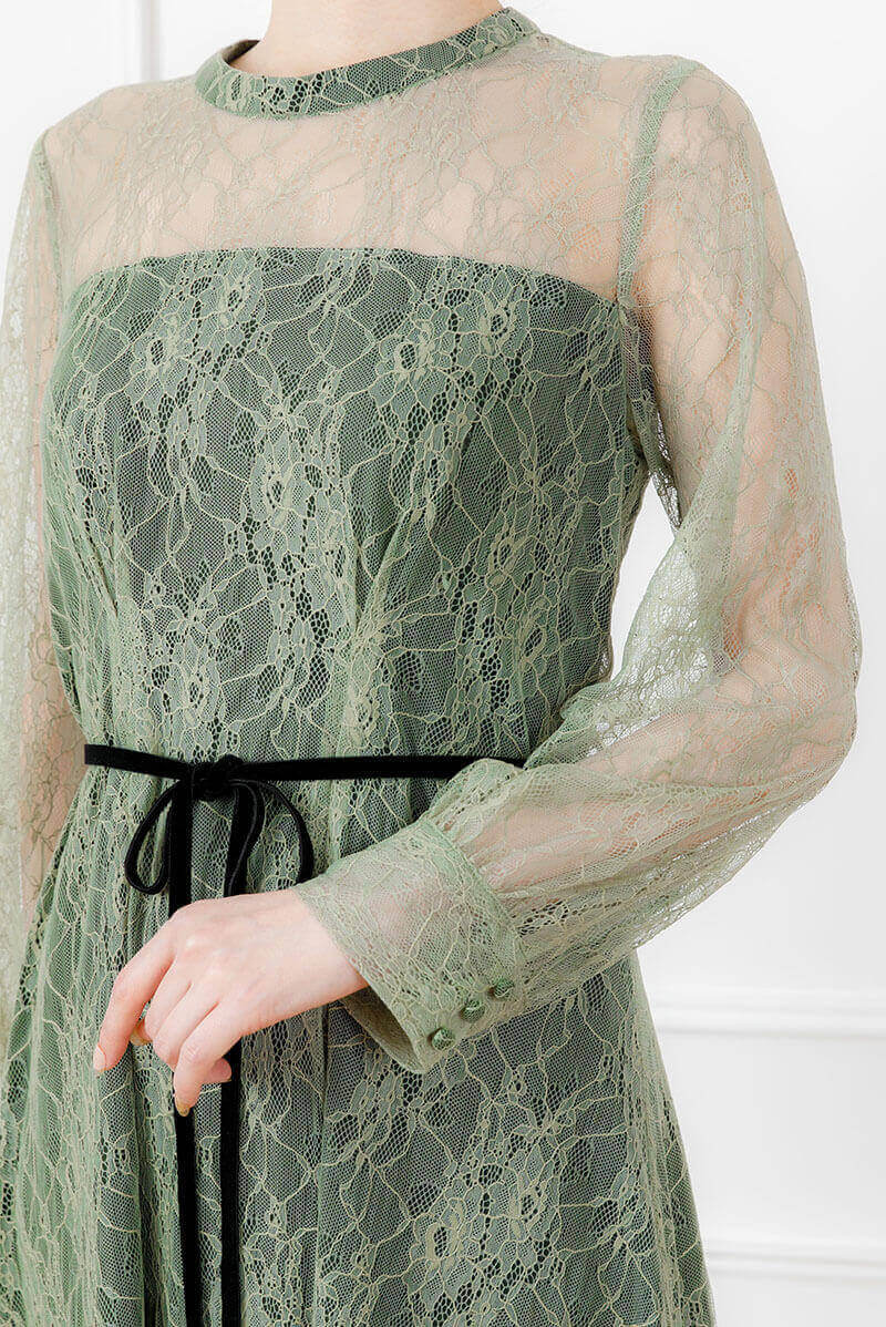 ライトグリーンの袖つきシアーレースドレスの商品画像5
