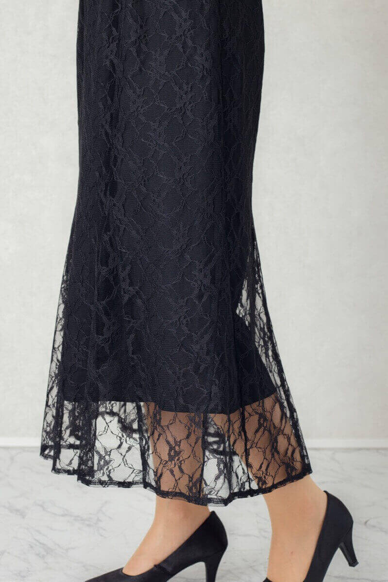 ブラックのボリュームスリーブドレスの商品画像6