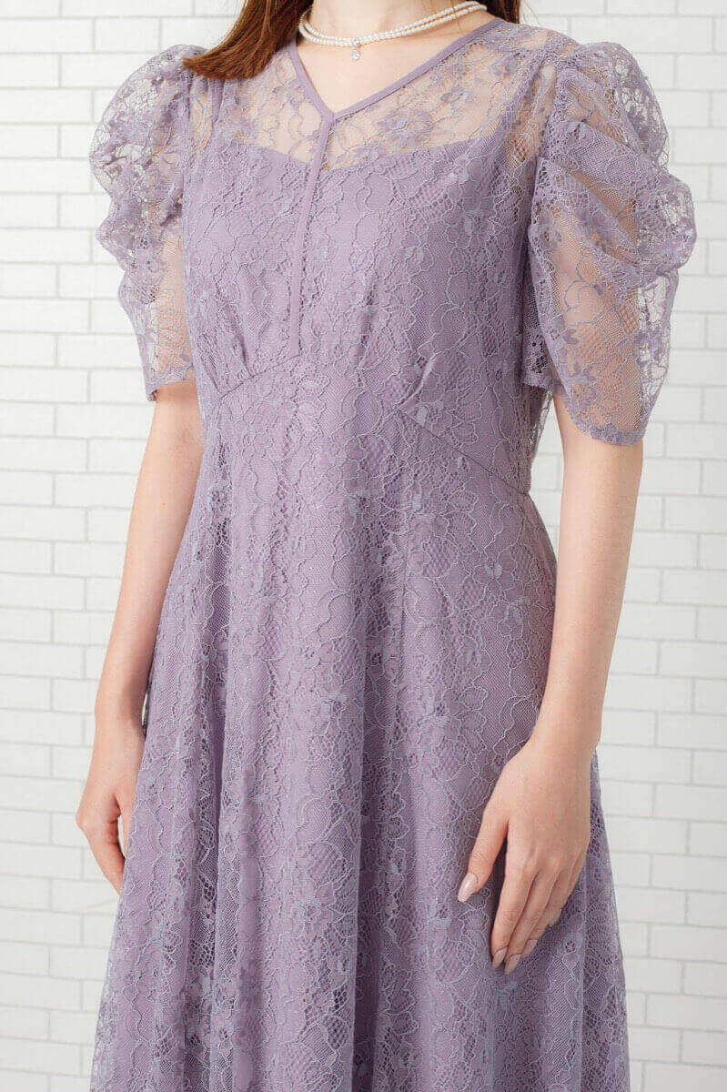 ラベンダーのパワショルレースドレスの商品画像5