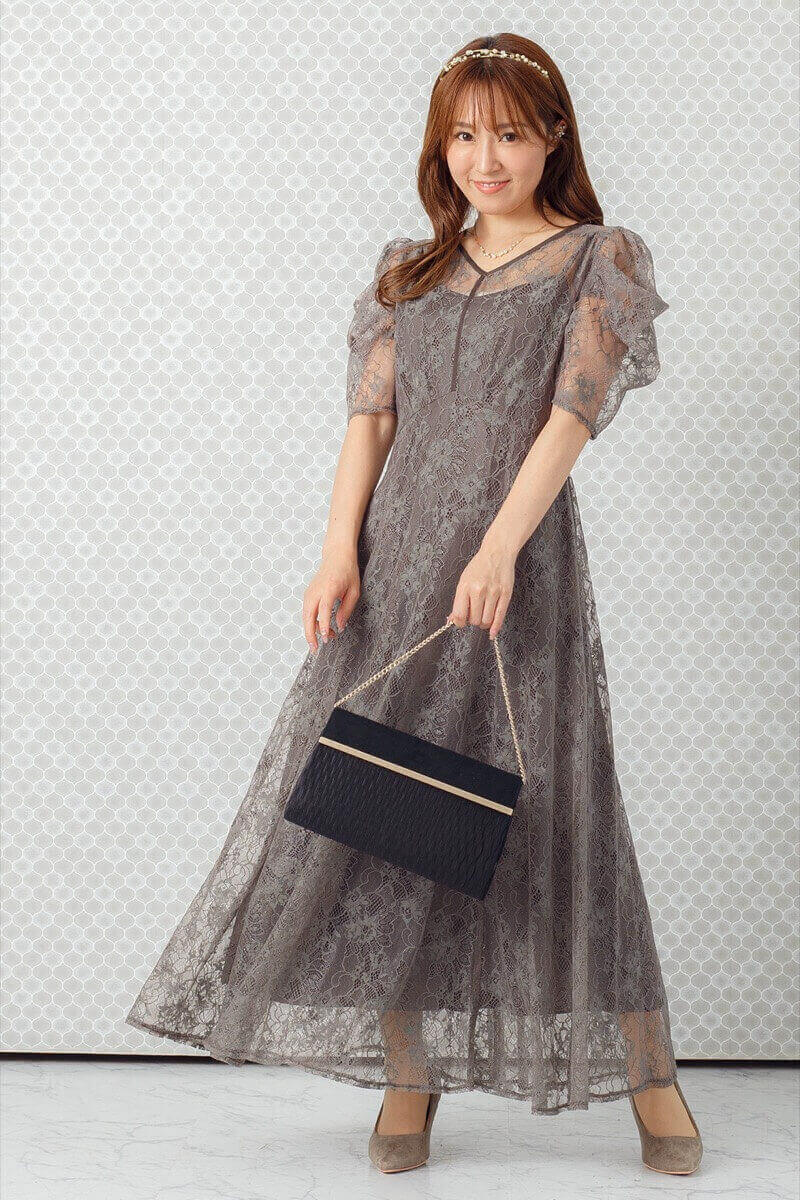 ダークグレーのパワショルレースドレスの商品画像1
