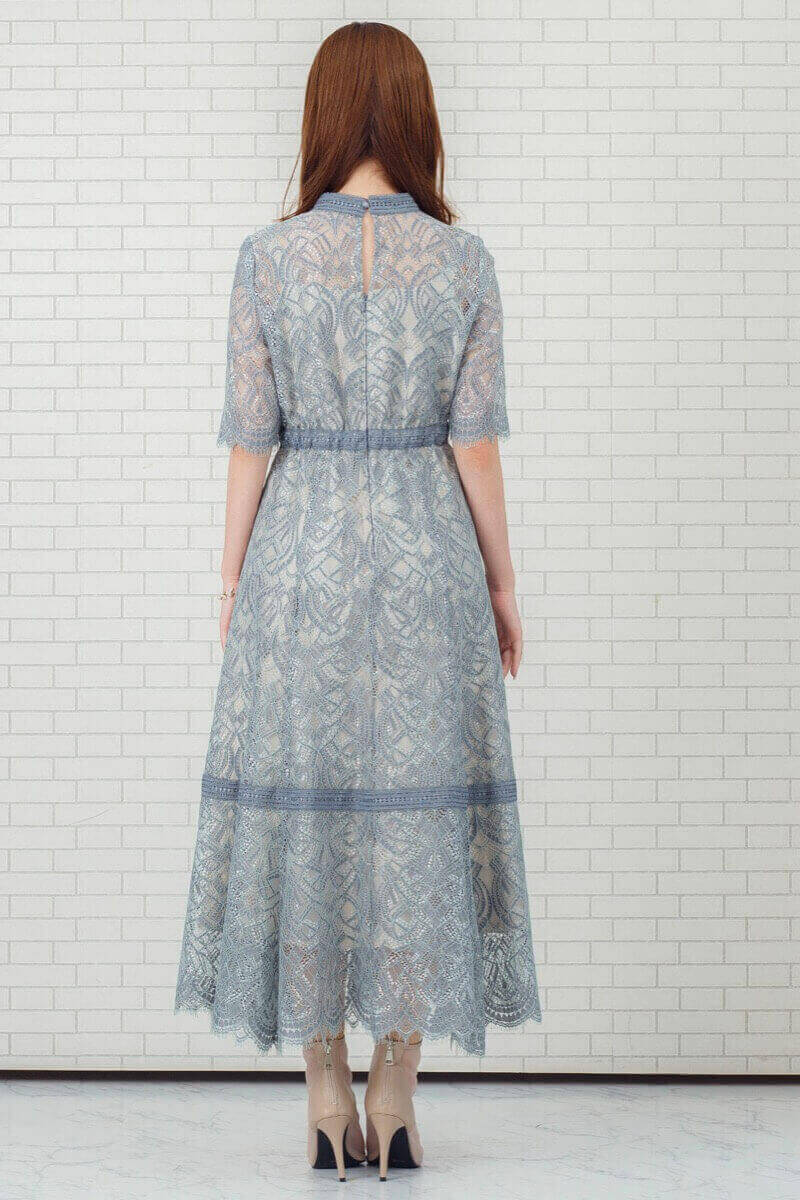 グレイッシュブルーの配色ハシゴレースドレスの商品画像4