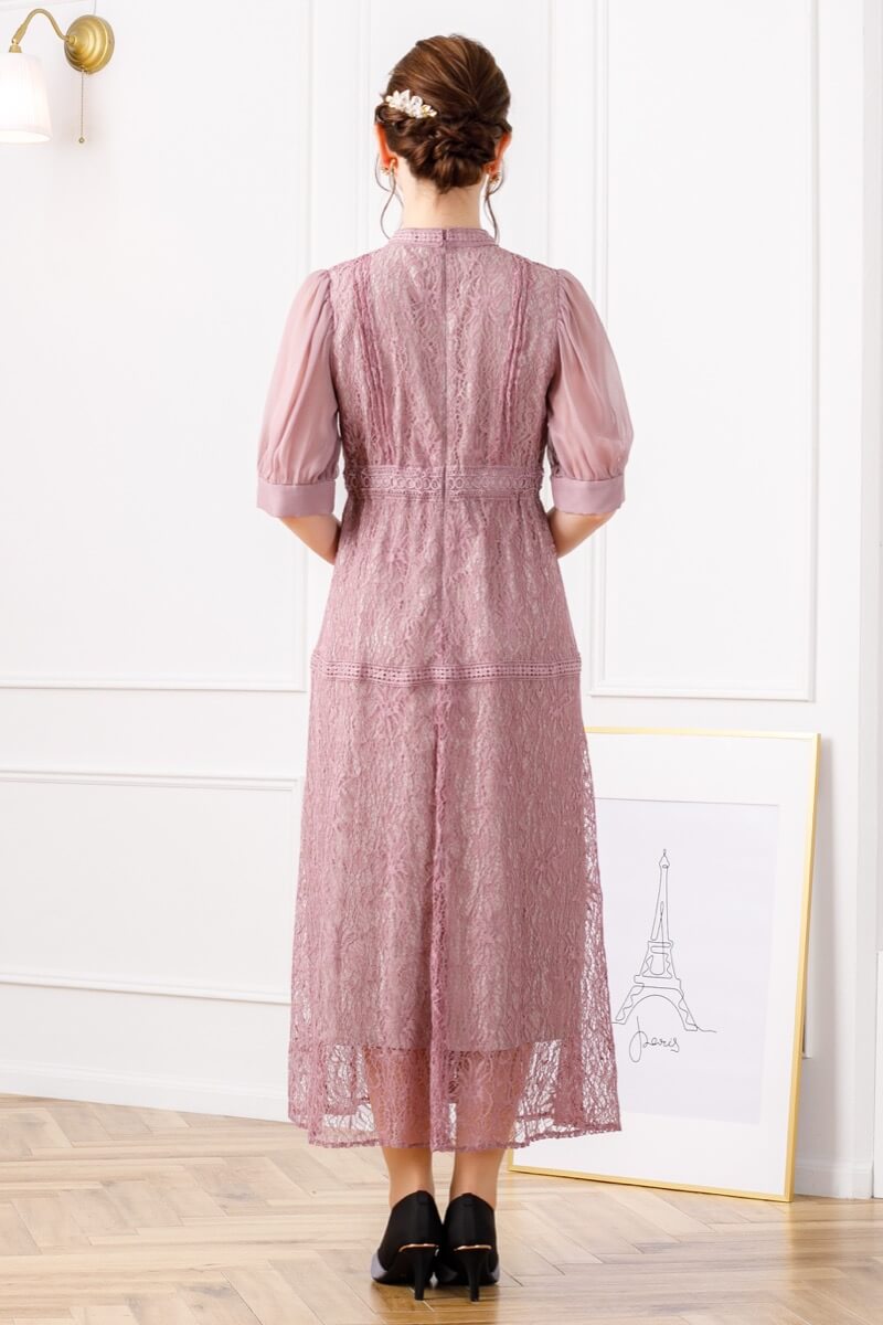 スモークパープルのシアースリーブ配色レースドレスの商品画像4